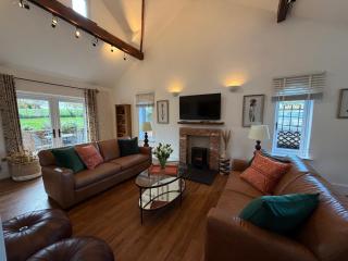 Horseshoe House at Pudleston Court - 2