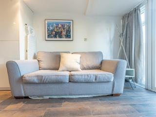 Pass the Keys Cosy Studio in Basildon Sleeps up to 4 - 2