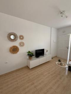 2-Bedroom Bungalow with Roof Terrace - Central La Zenia - Free WiFi - 6