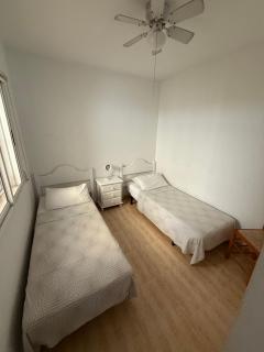 2-Bedroom Bungalow with Roof Terrace - Central La Zenia - Free WiFi - 2