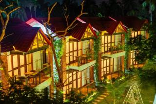 Padma Luxury Resort - 5