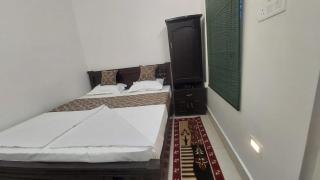 Hotel Gokul Plaza - 3