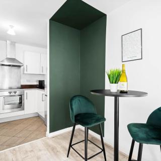 Stylish City Center Apartment - Balcony - Smart TV - Netflix 83S - 7