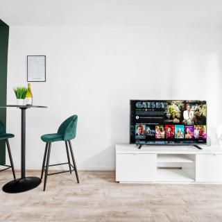 Stylish City Center Apartment - Balcony - Smart TV - Netflix 83S - 7