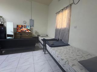 Basic Private Room with attached bathroom - No Parking Space - 6