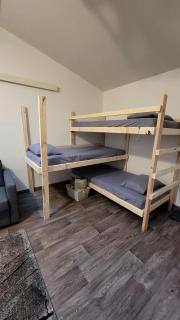 Rustic Tree House with Woodland Valley Views in Elba, Minnesota - Elba - 7