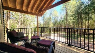 Rustic Tree House with Woodland Valley Views in Elba, Minnesota - Elba - 5