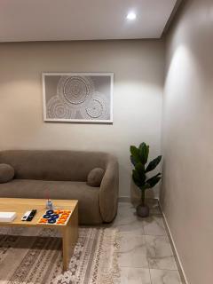 شقة بغرفتينن نوم وصالة بدخول ذكي - 8