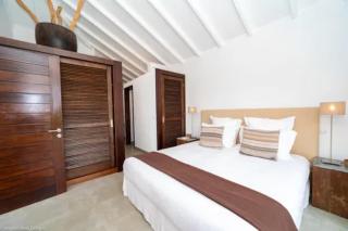 Serene Bayfront Haven With Sunset Views - 8