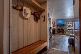 SV131 - Walk to Lifts & Town - Hot Tub & Pool - 5