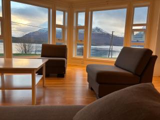 Arctic View Apartment - Country Retreat near Tromso - 6