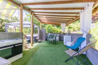 Appartement lumineux avec balcon à Le François / 100 m² / - 5