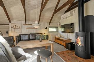 C11723 Hemmet - Horsfold 47 - 3