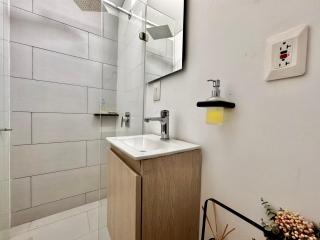 Stunning Bocagrande Beach Apartment - 5