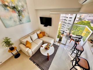Stunning Bocagrande Beach Apartment - 4