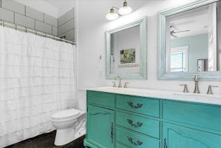 Freestyle! 2 blks to beach! Pool! Free golf cart! - 7