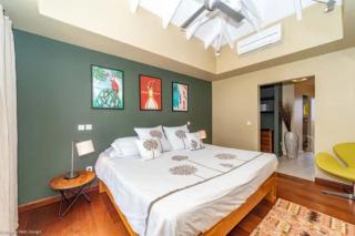 Scenic Hilltop Villa With Sunset Terrace - 8