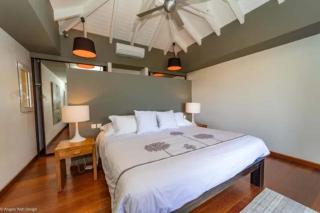 Scenic Hilltop Villa With Sunset Terrace - 1