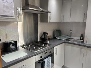 Wordsworth House by Sapphire Properties -Near to BAE Systems - 3