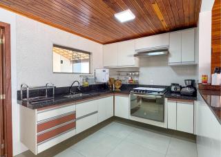 Casa de Madeira Castelhanos com Piscina e 4 Suítes - 7