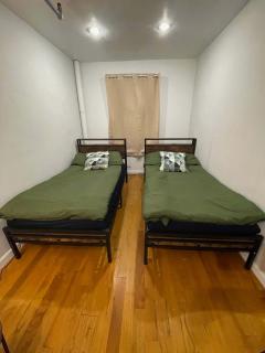 Union Square Studio with Kitchen -Shared Bathroom - 3