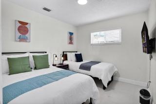 Hollywood Villa Luxury & Private Pool - 5