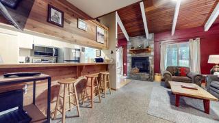 Horizons 4 120 Great Complex Amenities, On The Shuttle Route, Walk To Shops and Restaurants condo - 6