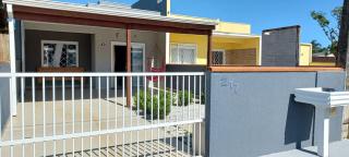 Linda Casa de Praia com Piscina em Itapoá - 2