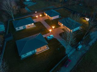 Kintu Perlas Villa - with optional Hot Tub on request - 8