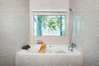 BeachfrontVilla2Pools,Kitchen&BBQ-BigGroup - 8