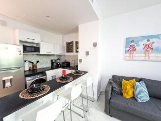 Cana Rock Penthouse Golf Views & Infinity Pool - 1