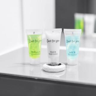 Two Bed Apartment - Parking - Balcony - Smethwick 4MC - 8