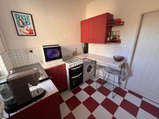 Ashbourne Market Place Holiday Cottage - 3