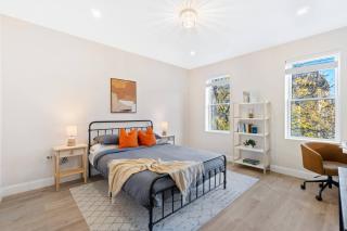 Elegant Home w Patio | In-Unit Laundry Near NYC - 9