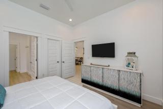 Mariner! New! Private Beach! - 3
