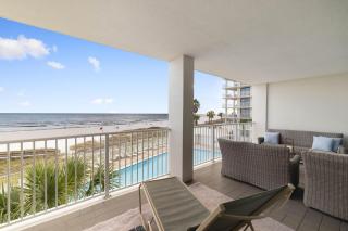 Pelican Pointe 304 by Liquid Life - 9