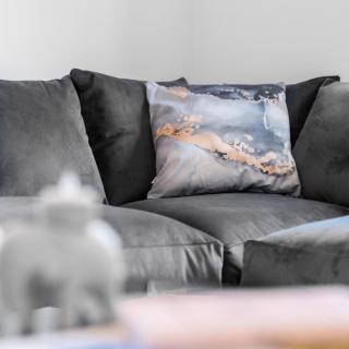 Two Bedroom Apartment - Parking - Balcony - Smethwick 4MC - 3