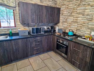 Manor by My Adventure House - 6