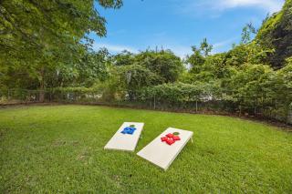 Pet-Friendly 3 BR Home with King Bed and Fenced Yard Near Downtown - 1