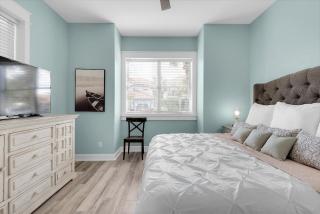 4BR with Golf Cart - Private Beach Access - 6