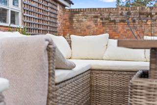 The Tewkesbury Country Escape - 8