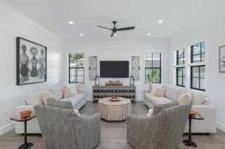 Steps to Beach - Sleeps 24 - Pool & Golf Cart - 5