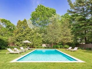 Cowhill Cottage by Rove Home with Pool & Lounge - 0