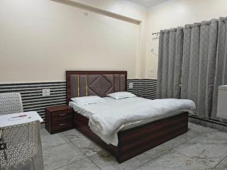 Shyam Lagan Homestay - 9