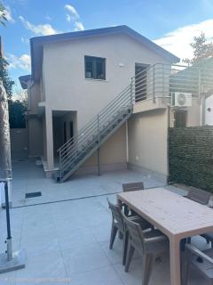 Jera Apartment 1 - 0