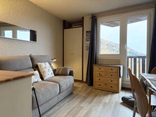 Studio 4 pers, centre station, skis aux pieds - FR-1-322-407 - 0