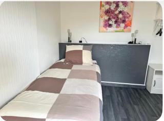 Chambre tout confort Saphir 1 à 3 P dans belle maison - 1