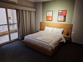 Spacious Hotel Room with Balcony New Cairo - 6