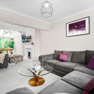 Stylish 3Bed House - Pool Table - Garden - High Internet Speed - Netflix 782S - 3