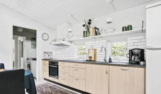 Peace Among Pines In West Sea Gem - 7